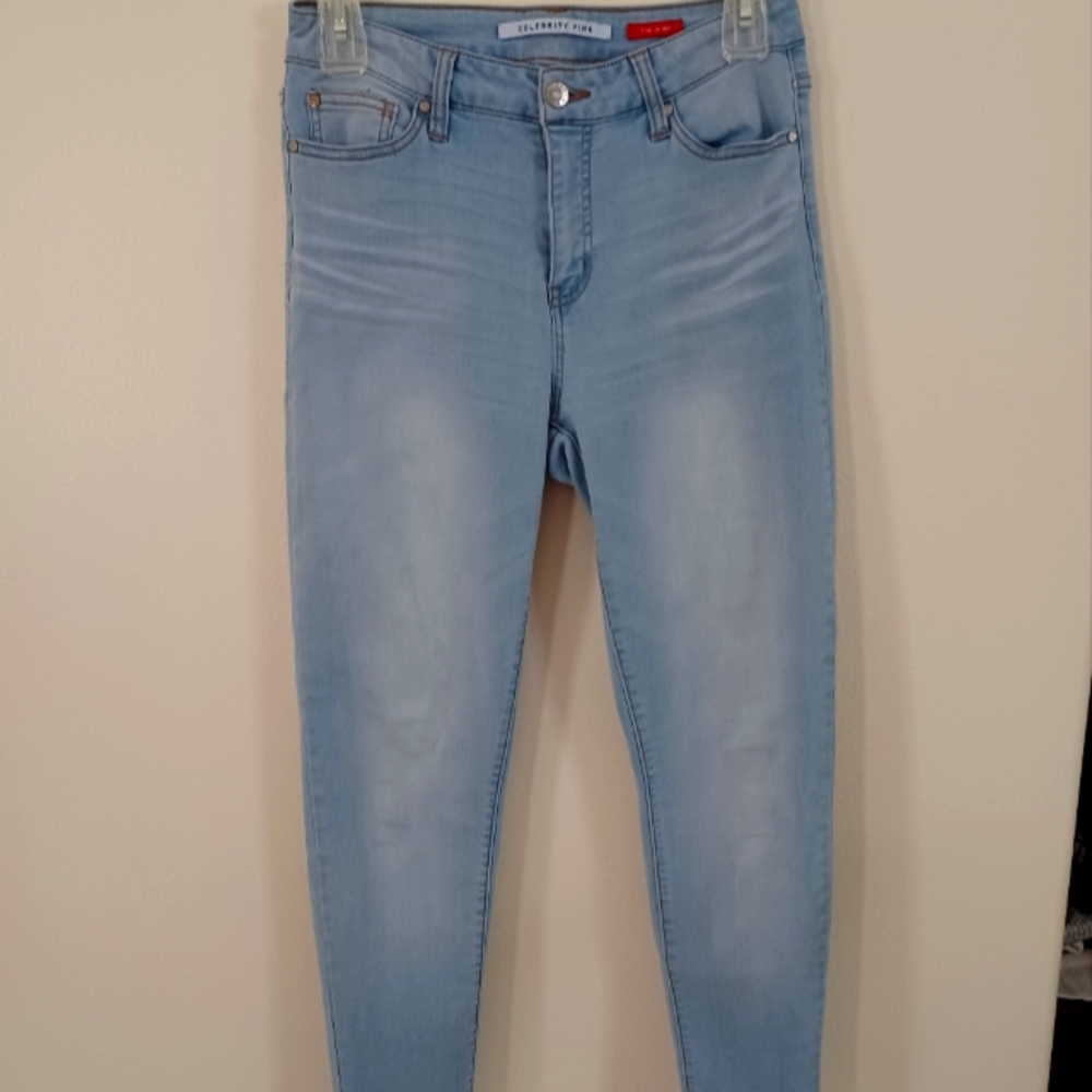 Women's Celebrity Pink the glam skinny jeans size 7/28